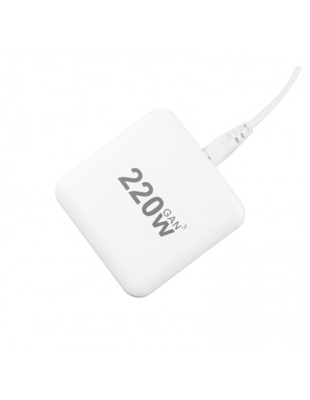 MyVolts Step-Up USB AC Power Hub 220W box
